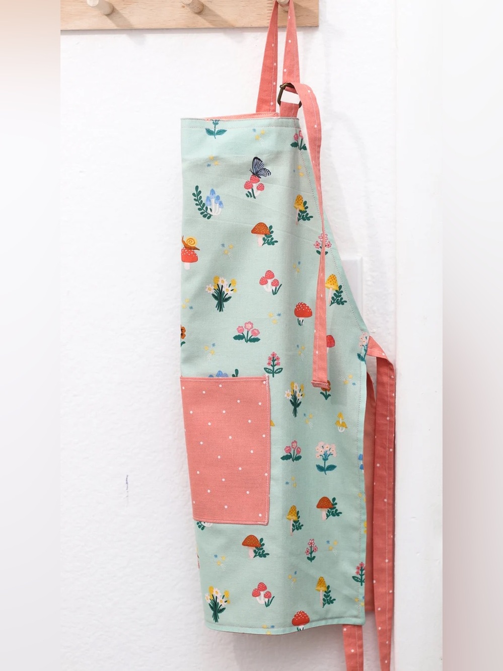 Kids Mint Floral Apron with Pink Pocket and Straps